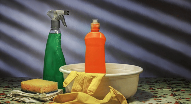 6 Simple Rubbing Alcohol Cleaning Tricks You’ll Be Glad You Discovered Earlier