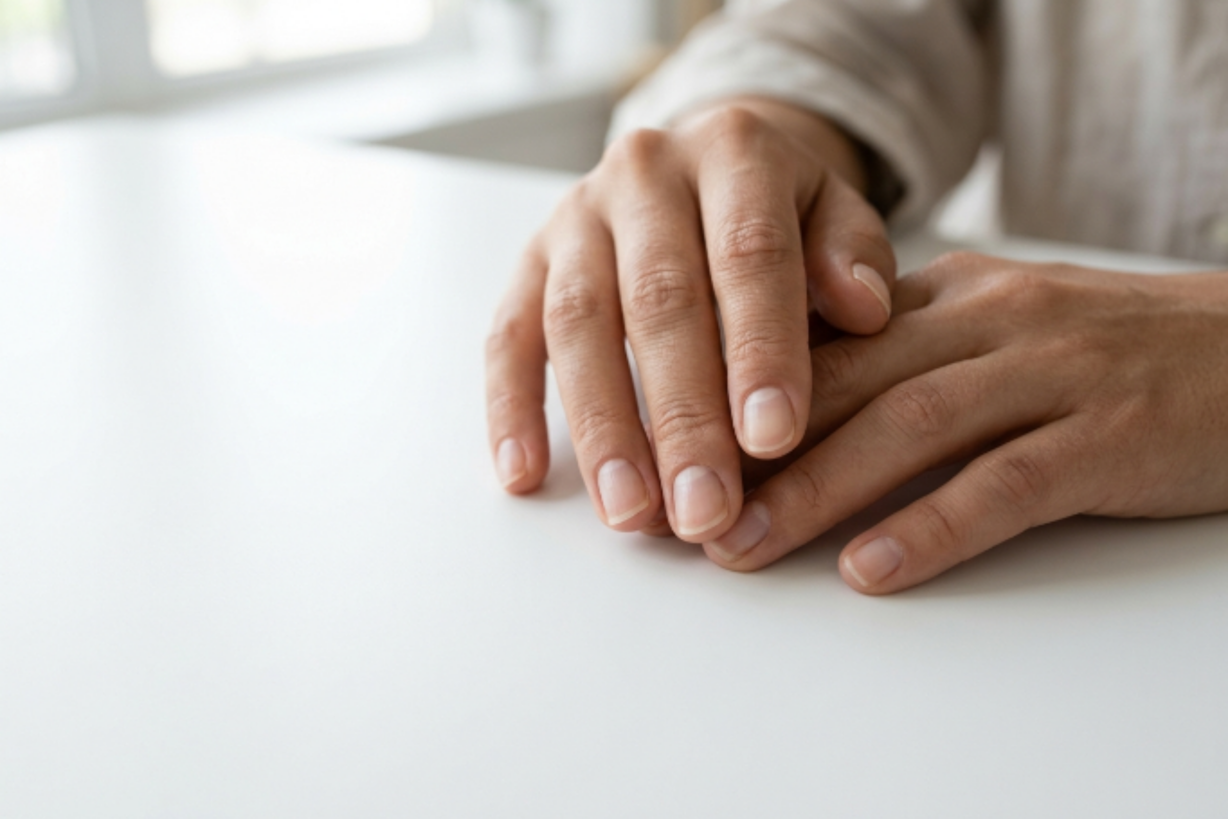 Fingernail Lunula: What the Half Moons on Your Nails Reveal About Your Health